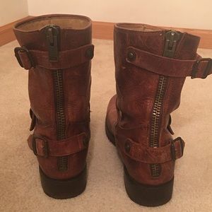 Women’s leather Frye boots sz 11